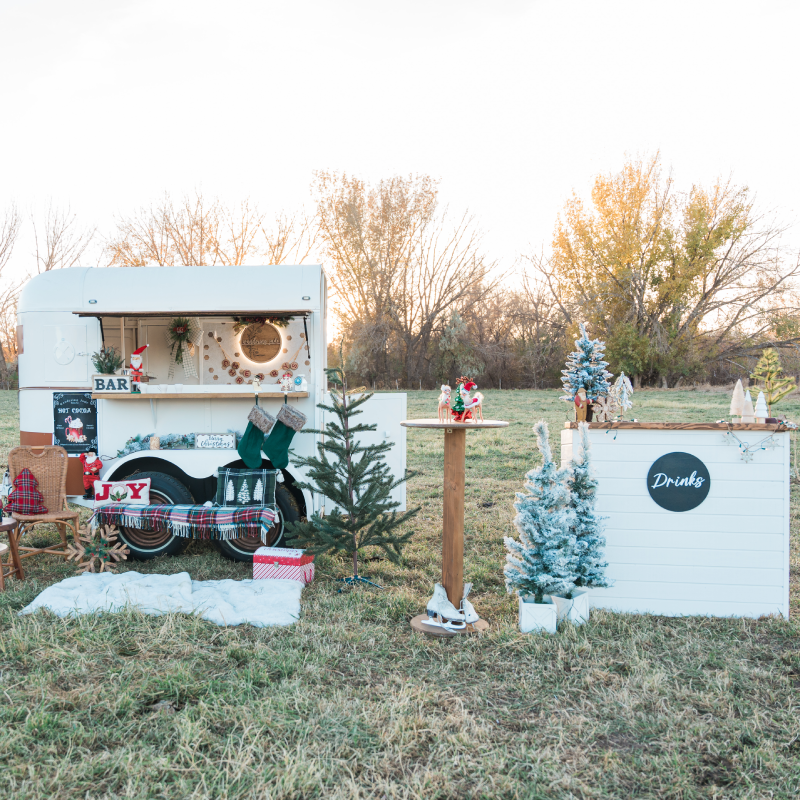 Photo of the Wandering Jade Trailer and Bar with Christmas Decorations.